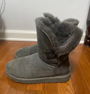 UGG Bailey Button Boot thumbnail 1