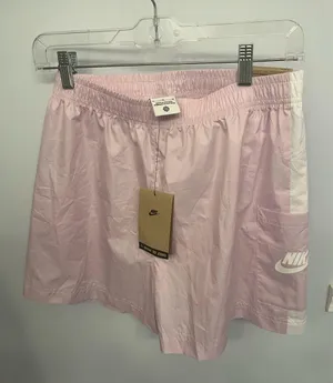 Nike Standard Fit Shorts thumbnail 1