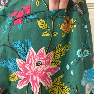 Maeve Anthropologie Wide Leg Pants 0 Green Floral Bird Print Boho Tropical thumbnail 5