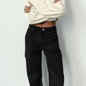 Zara | TRF Straight‎ Cargo Wide Leg Pants Jeans in Black Size 6 thumbnail 2