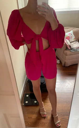 Two Piece Crop Top Shorts Set Pink thumbnail 2