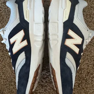 NEW BALANCE 997 Shoes Lifestyle Sneakers Blue Size Women’s 9 CM997HLR thumbnail 6