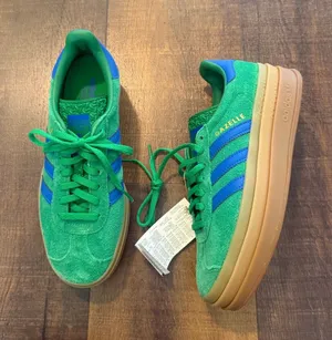 adidas Gazelle Indoor Green Blue Gum Sneakers Women's Size 6.5 thumbnail 1