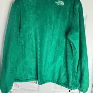 The North Face Green Teddy Jacket with Soft Fuzzy Material and Stand-Up Collar thumbnail 3