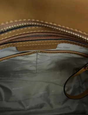 Michael Kors Tote Bag thumbnail 8