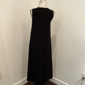 Bestie 4313 Maxi Dress Black Sleeveless High Neck Minimalist Size S thumbnail 5