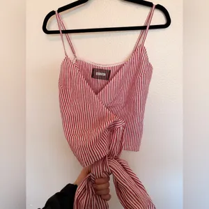NWOT Reformation Linen Wrap Top Small thumbnail 2