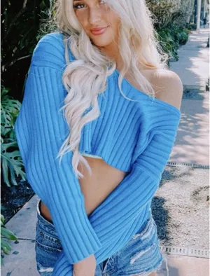 Blue cropped sweater Size XS thumbnail 1