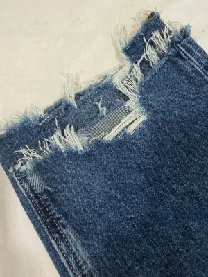 American Eagle Mom Jean Strigid Raw Hem Medium Blue Denim High-Rise Size 8 thumbnail 10