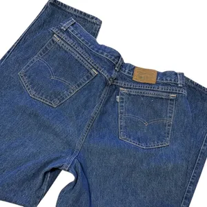 Vintage Levis High Rise Tapered Leg Jeans Made in USA Medium Wash Denim Size 18 thumbnail 2