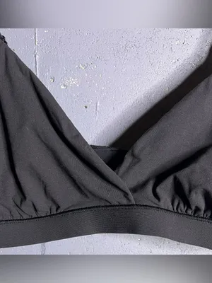SKIMS Fits Everybody Crossover Bralette in Onyx Black Women Size Small. NWOT thumbnail 6