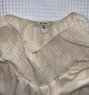 Boutique Cream Blouse Size M thumbnail 4