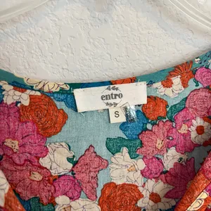 Entro Floral Mini Dress Size Small thumbnail 5