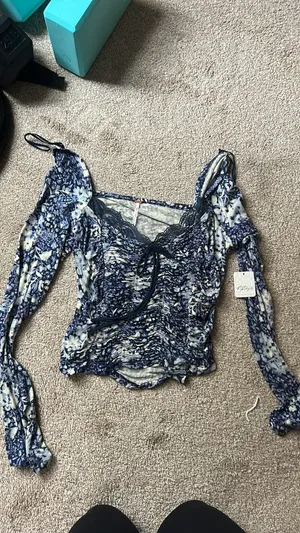 Free People Top thumbnail 2