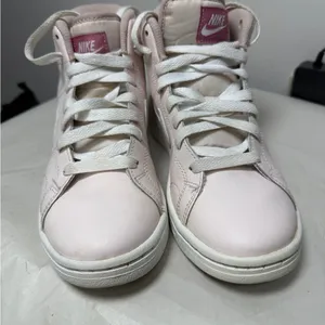 Nike Court Royale 2 Mid Top Women’s Shoes Sz 6 Pastel Pink thumbnail 3