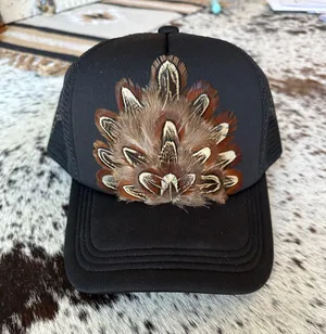 Western feather trucker hat Black thumbnail 1