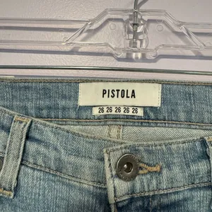 Pistola light wash distressed denim Anthropologie‎ jeans thumbnail 2