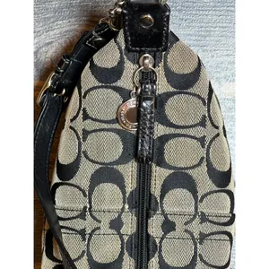 Coach Signature C Canvas Legacy Trim Hobo Shoulder Bag Purse Cosmetic 41642‎ Y2K thumbnail 4