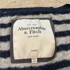 Abercrombie & Fitch Y2K Rabbit Hair Sweater thumbnail 2