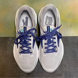 Brooks Adrenaline GTS 22 Women's Gray Running Shoes Size 10B thumbnail 9