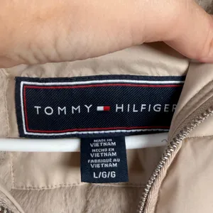 Tommy Hilfiger Jacket Women's Large Mid Weight Quilted Puffer Cream Beige NWT thumbnail 5