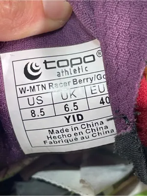 Topo Athletic MTN Racer Women's 8.5 Berry Trail Running Shoes A2 Vibram Gorpcore thumbnail 6