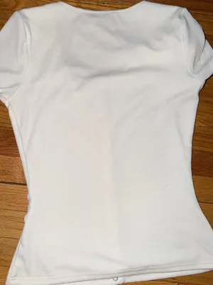 Tiger Mist Cream Short Sleeve Snap-Front Scoop Top thumbnail 4