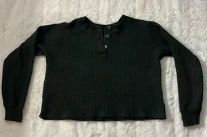 Old Navy Sweater thumbnail 1