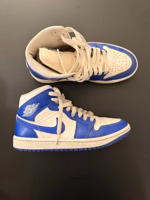 Kentucky Blue Air Jordan 1 Mid thumbnail 2