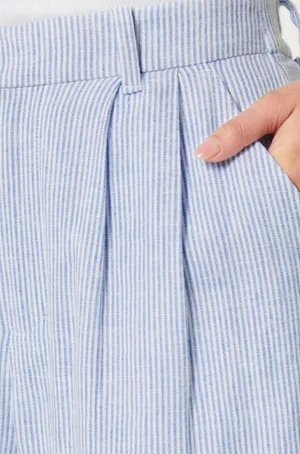 Hollister Livvy Ultra High-Rise Wide-Leg Pants thumbnail 2