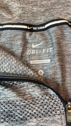 Nike Dri-Fit Women’s Long Sleeve Half-Zip Top thumbnail 3