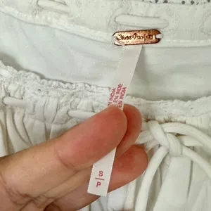 Free People Long Sleeve‎ Crochet Lace Trim Crop Top Ivory White Size Small NEW thumbnail 5