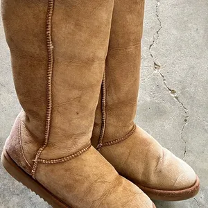 Sheepskin Tan Boots Size 9 thumbnail 1