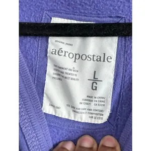 Aeropostale Y2K Purple Hoodie Sweatshirt Women’s Size Large Logo Sleeve thumbnail 4