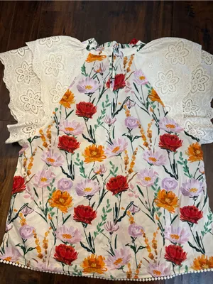 BiBi Floral Eyelet Lace Flutter Sleeve Ruffle Top Blouse Cream Large 100% Cotton thumbnail 4