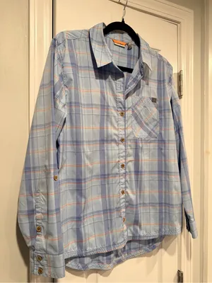 L.L. Bean Size S Blue Plaid Lightweight Button Up Hiking Camp Fish Outdoor Shirt thumbnail 4