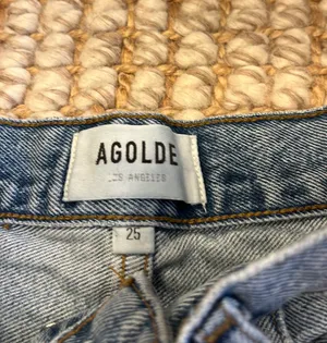 AGOLDE High Waisted Jean Shorts thumbnail 4