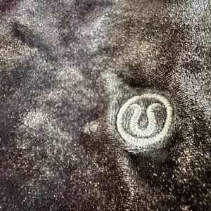 1056 Lululemon Velour Warm Down Crew in the Interstellar Dark Grey Multi Black Size M thumbnail 3