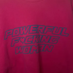Good American x‎ The Phluid Project Powerful F*cking Woman Pink Sweatshirt Sz 2 thumbnail 3