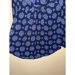 Maeve Anthropologie Navy Blue Floral Medallion V-Neck Peasant Blouse Size 4‎ thumbnail 4