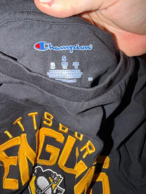 Champion Pittsburgh Penguins NHL Hockey T Shirt Size S Black Gold thumbnail 2