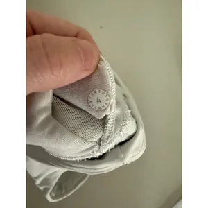 Lululemon Women's Run Stuff Your Bra Long Line White 4 Sports Bra Workout Gym thumbnail 5