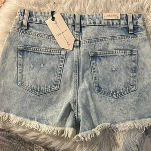 Othr Light Blue Jean Shorts Size 27 thumbnail 3