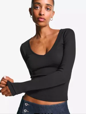 NEW! Bershka Black Ribbed V-Neck T-shirt Size Medium thumbnail 1