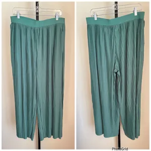COS Plisse Green Trousers Wide Leg Size Large New With Tags thumbnail 2