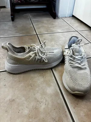 Amazon Women’s running shoes thumbnail 2