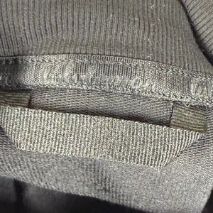 Lululemon High Lines Pullover Black Funnel Neck Pleated Back Pullover Size 2 thumbnail 4
