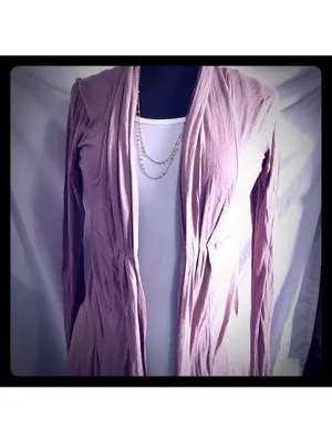 Lavish Rose Cardigan Medium thumbnail 3