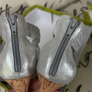 Vintage Gianni Bini silver Strappy Heels for Special Occasions thumbnail 10