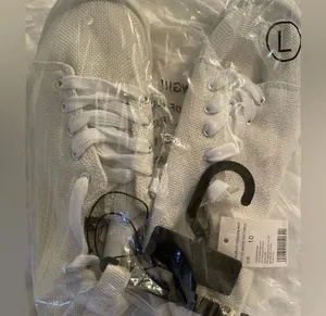 Soulmates Tennis/beach Sneakers NWT Size 10 thumbnail 5